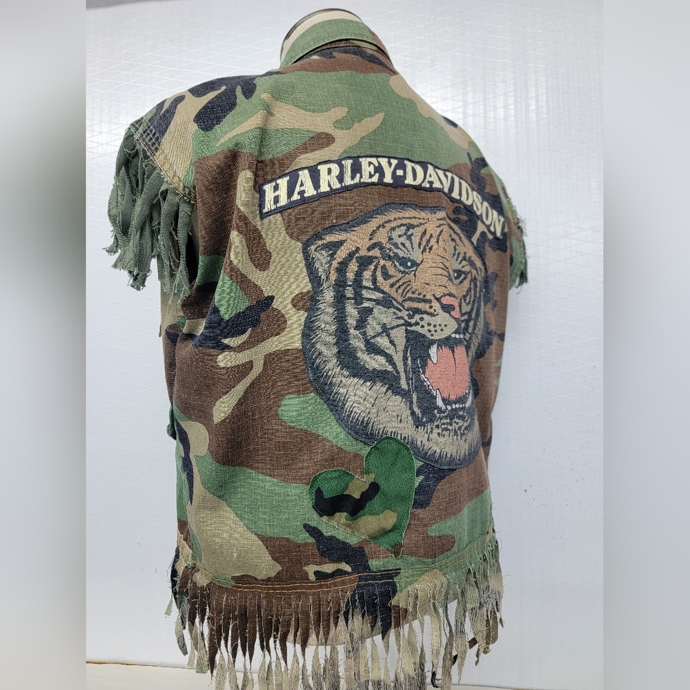 US Army Fringe Ozzy Vest Rock Patches Harley Davidson Upcycled - Picture 8 of 15